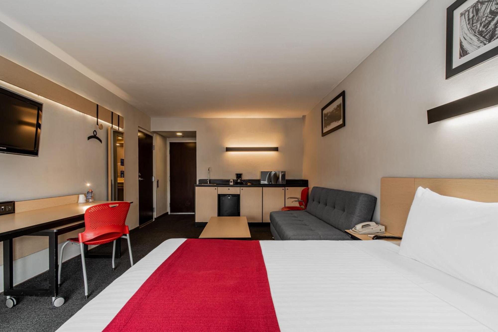 City Express By Marriott Queretaro Jurica Екстер'єр фото